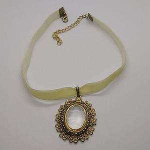 Vintage gold tone faux crystal choker necklace